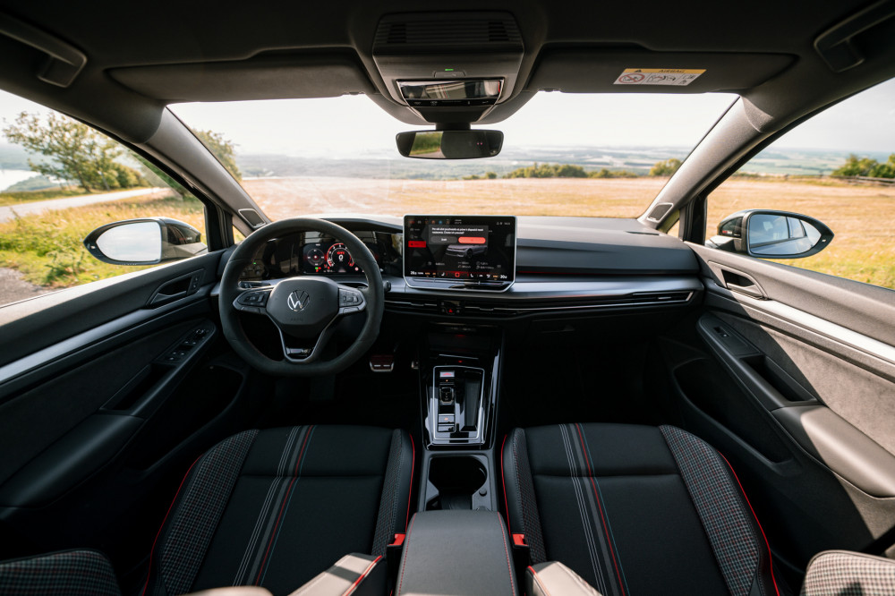 Volkswagen Golf GTI EDITION 50